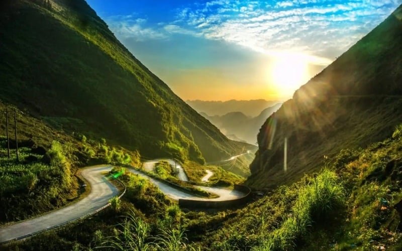 Ha Giang Loop Twin Mountains Lung Khuy Cave Lung Tam Village Du Gia