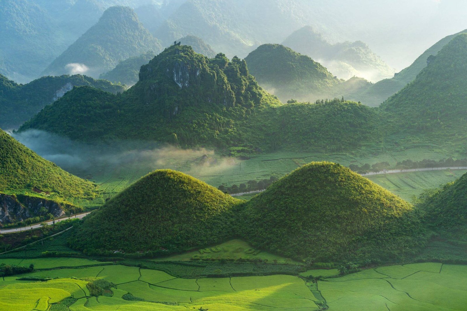 Ha Giang Loop Twin Mountains Lung Khuy Cave Lung Tam Village Du Gia