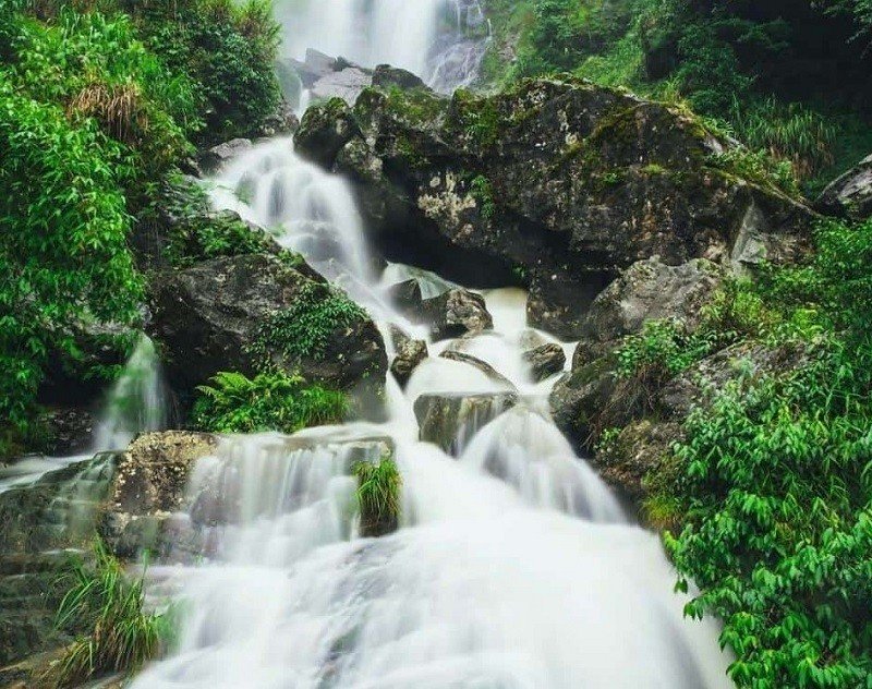 Silver Waterfall Sapa Tour Ubuntu Hostel